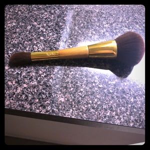 Tarte Bronze and Glow Contour Brush